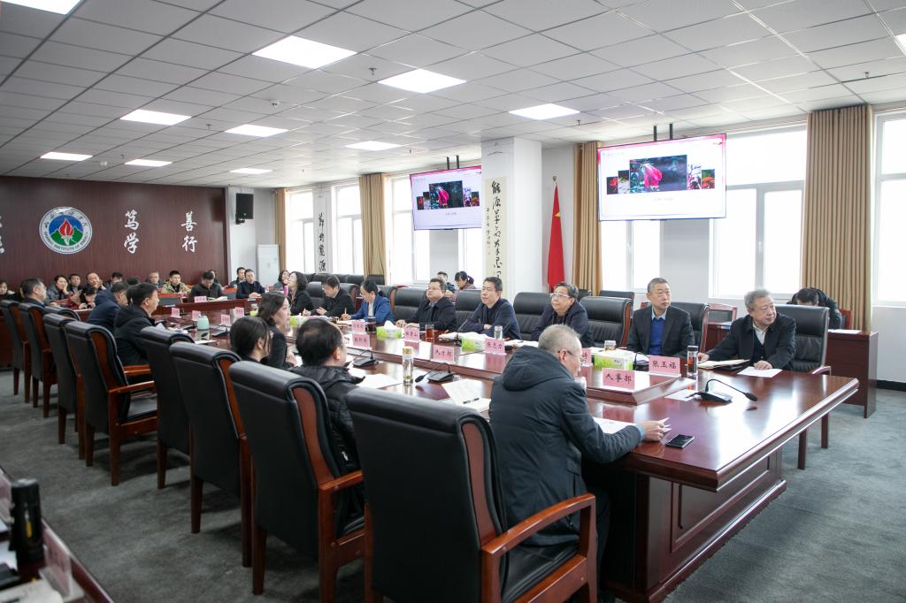 TapTap召开2025年工作研讨会暨春季学期开学工作会议